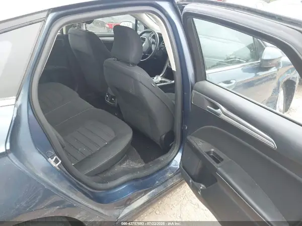 3FA6P0HD9KR249290 2019 FORD FUSION - Image 8
