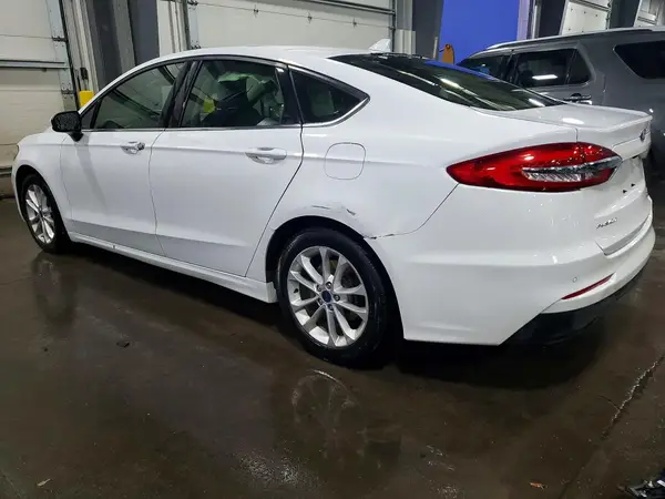 3FA6P0HD9KR250214 2019 FORD FUSION - Image 2