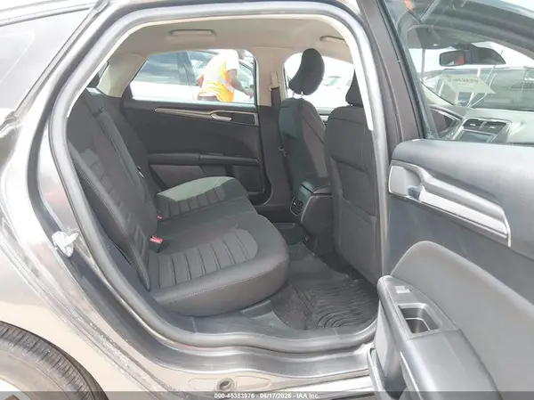 3FA6P0HD9KR250617 2019 FORD FUSION - Image 8