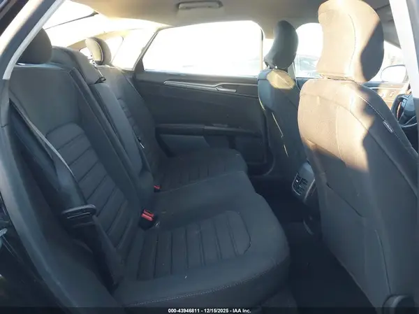 3FA6P0HD9KR279096 2019 FORD FUSION - Image 8