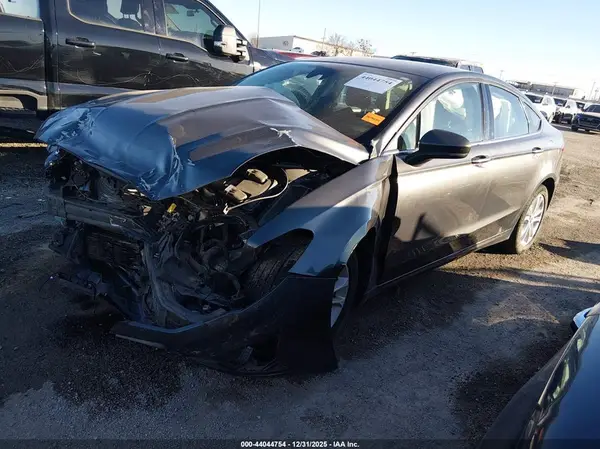 3FA6P0HD9LR111556 2020 FORD FUSION - Image 2