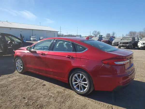 3FA6P0HD9LR111962 2020 FORD FUSION - Image 2