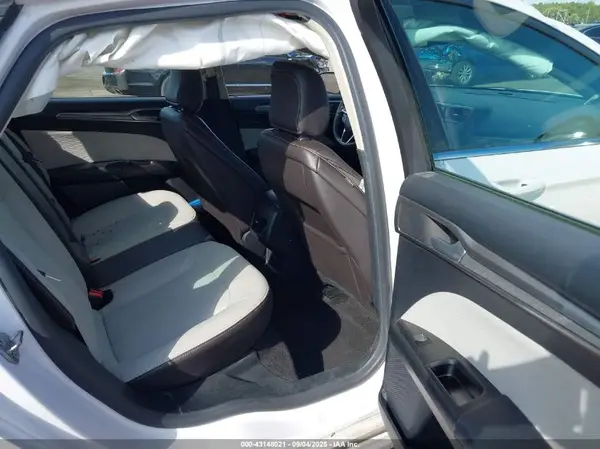 3FA6P0HD9LR124985 2020 FORD FUSION - Image 8