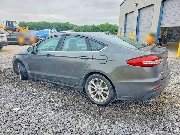 3FA6P0HD9LR134786 2020 FORD FUSION - Image 2