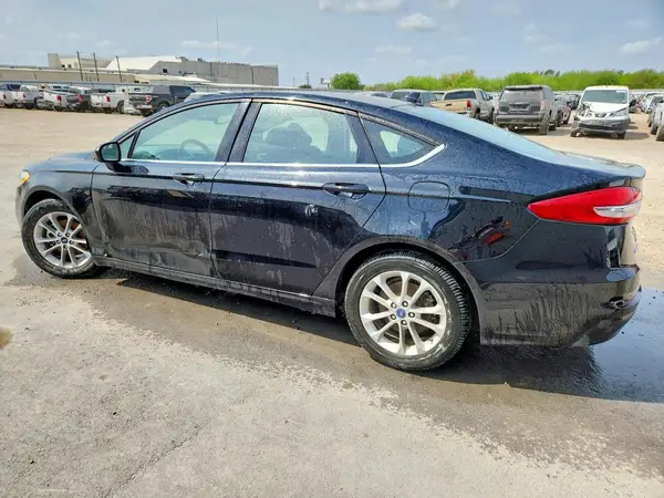 3FA6P0HD9LR135601 2020 FORD FUSION - Image 2