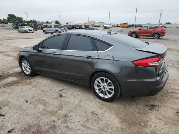 3FA6P0HD9LR135646 2020 FORD FUSION - Image 2