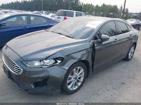 3FA6P0HD9LR147957 2020 FORD FUSION - Image 2
