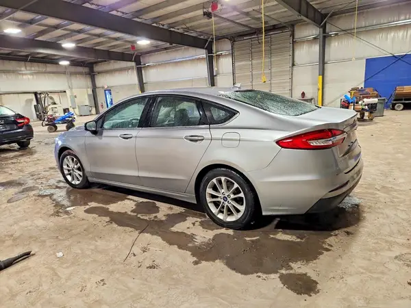 3FA6P0HD9LR166055 2020 FORD FUSION - Image 2
