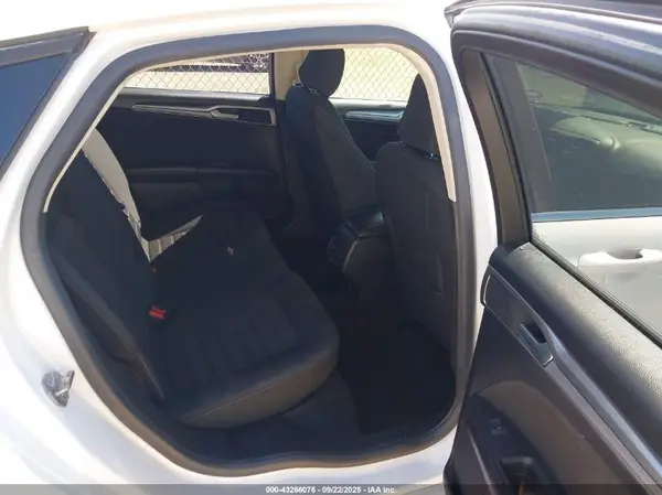 3FA6P0HD9LR188430 2020 FORD FUSION - Image 8