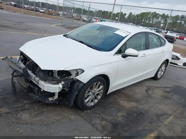 3FA6P0HD9LR206103 2020 FORD FUSION - Image 2