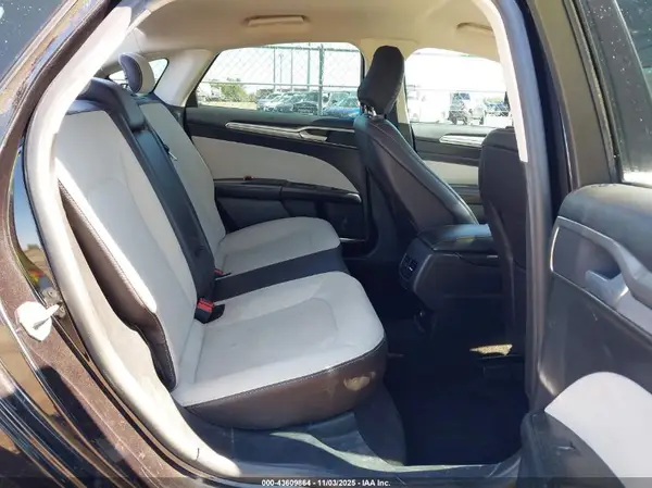 3FA6P0HD9LR223984 2020 FORD FUSION - Image 8