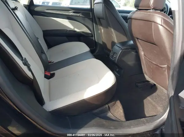 3FA6P0HD9LR227405 2020 FORD FUSION - Image 8
