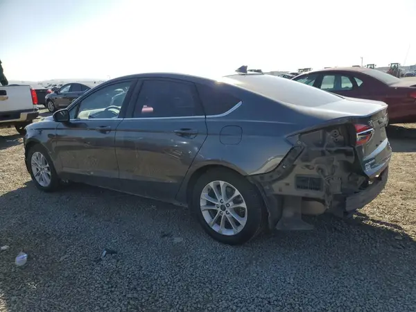 3FA6P0HD9LR231213 2020 FORD FUSION - Image 2