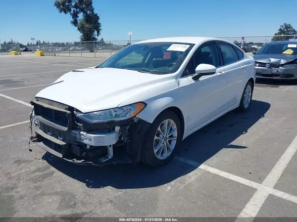 3FA6P0HD9LR234046 2020 FORD FUSION - Image 2
