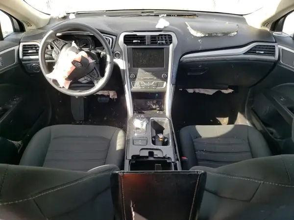 3FA6P0HD9LR250635 2020 FORD FUSION - Image 8
