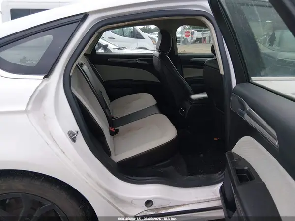 3FA6P0HD9LR250831 2020 FORD FUSION - Image 8