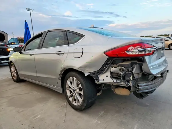 3FA6P0HD9LR252532 2020 FORD FUSION - Image 2