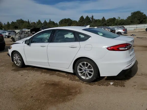 3FA6P0HD9LR255298 2020 FORD FUSION - Image 2