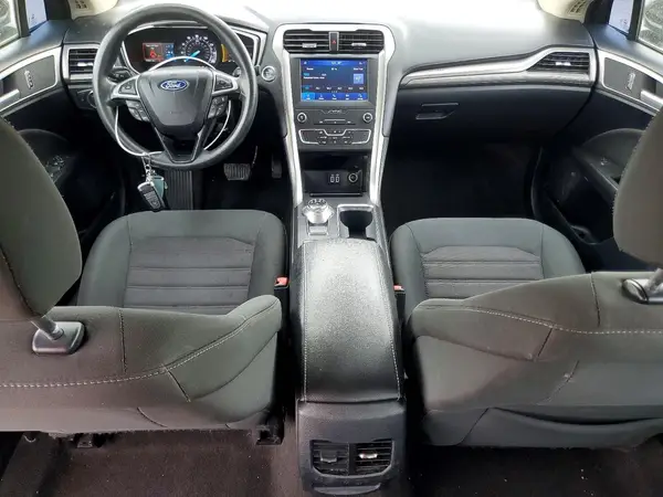 3FA6P0HD9LR260260 2020 FORD FUSION - Image 8