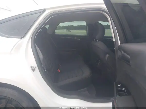 3FA6P0HDXGR223255 2016 FORD FUSION - Image 8