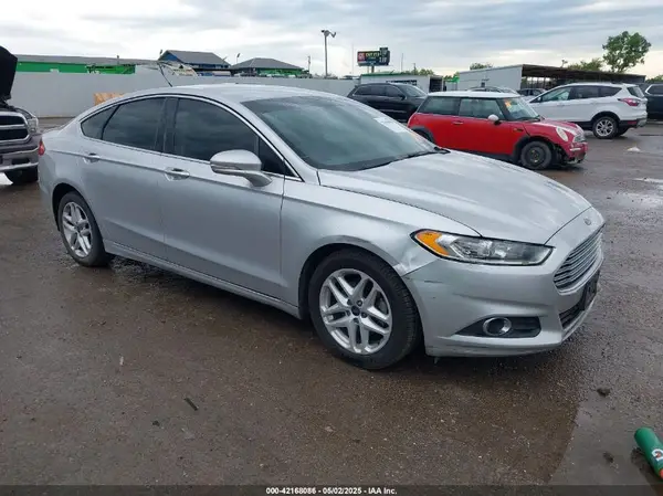 3FA6P0HDXGR245966 2016 FORD FUSION - Image 1
