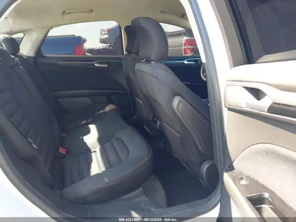 3FA6P0HDXGR311030 2016 FORD FUSION - Image 8