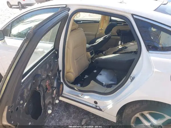 3FA6P0HDXGR367744 2016 FORD FUSION - Image 8