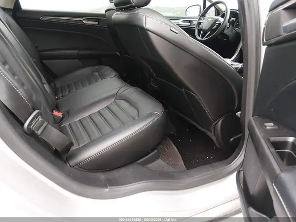 3FA6P0HDXHR104428 2017 FORD FUSION - Image 8