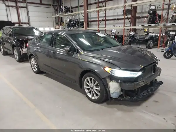 3FA6P0HDXHR124937 2017 FORD FUSION - Image 1