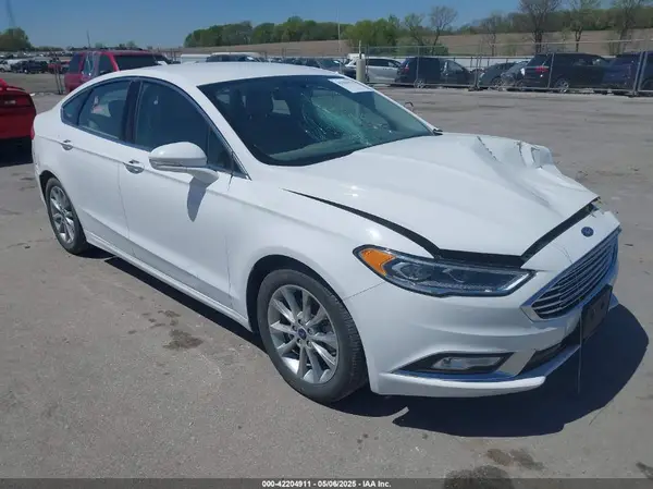 3FA6P0HDXHR132679 2017 FORD FUSION - Image 1