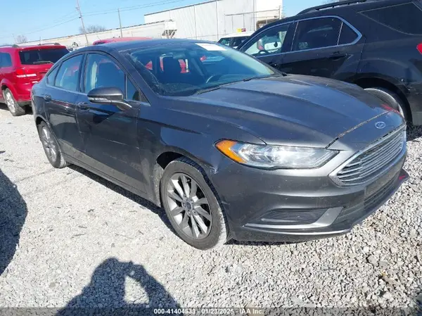 3FA6P0HDXHR140152 2017 FORD FUSION - Image 1