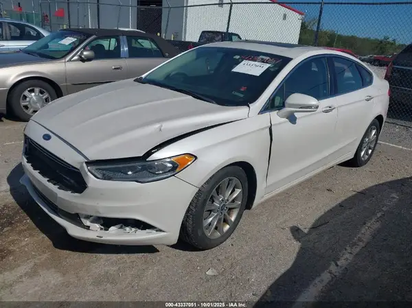3FA6P0HDXHR214234 2017 FORD FUSION - Image 2