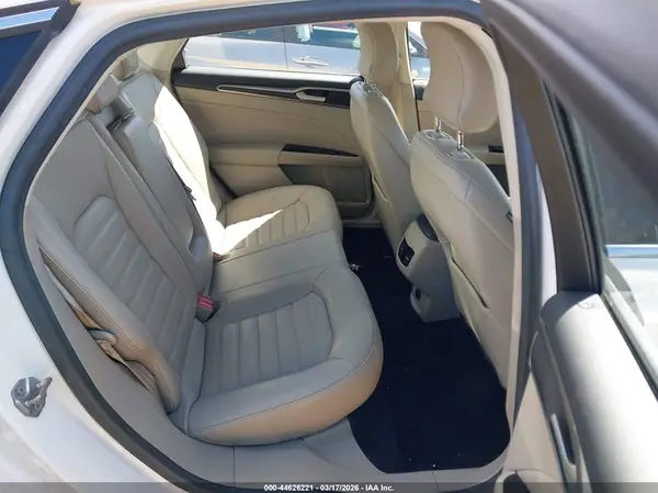 3FA6P0HDXHR244043 2017 FORD FUSION - Image 8