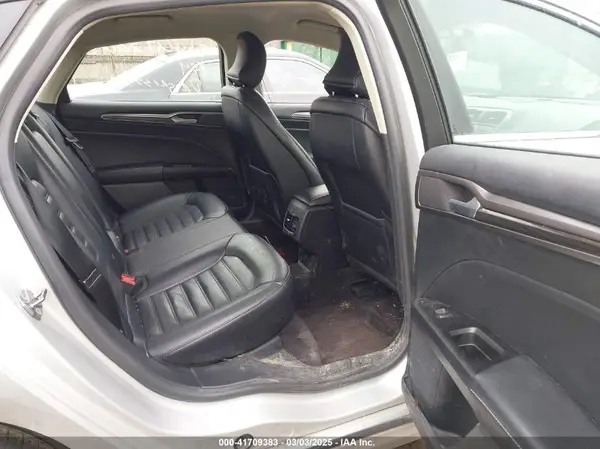 3FA6P0HDXHR273283 2017 FORD FUSION - Image 8