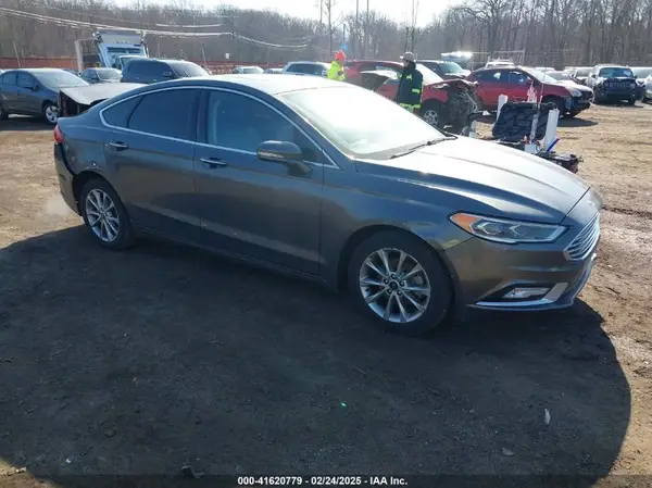 3FA6P0HDXHR321008 2017 FORD FUSION - Image 1