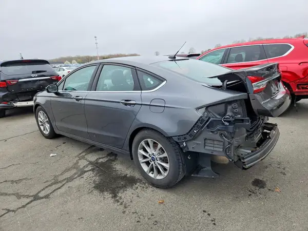 3FA6P0HDXHR331599 2017 FORD FUSION - Image 2