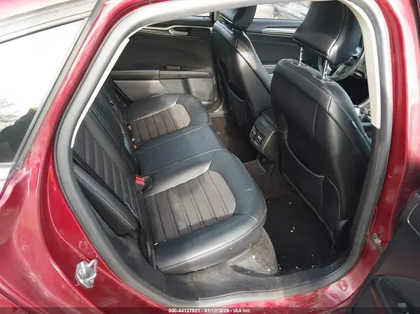 3FA6P0HDXHR333644 2017 FORD FUSION - Image 8