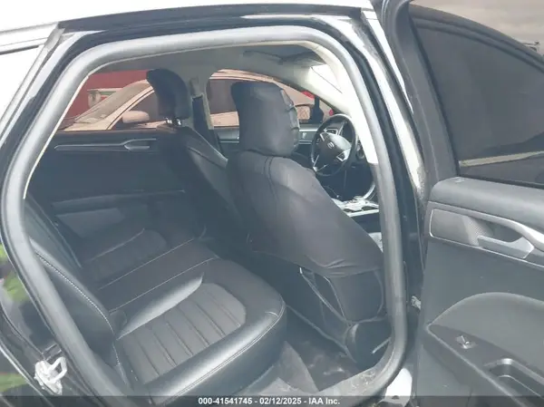 3FA6P0HDXHR335281 2017 FORD FUSION - Image 8