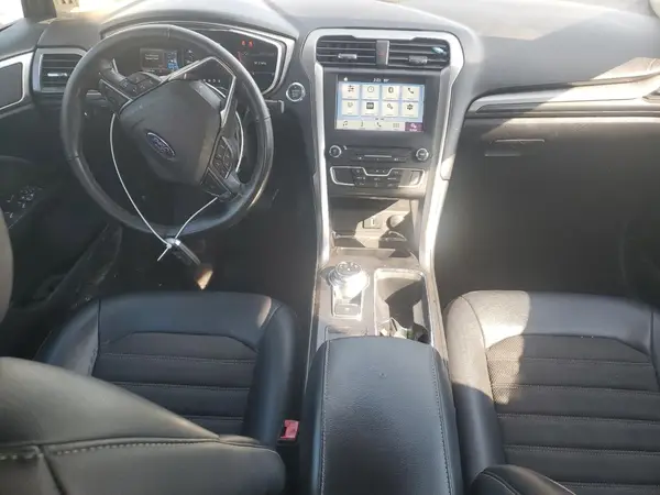 3FA6P0HDXHR335393 2017 FORD FUSION - Image 8