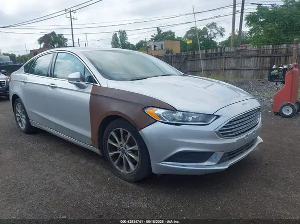 3FA6P0HDXHR341842 2017 FORD FUSION - Image 1