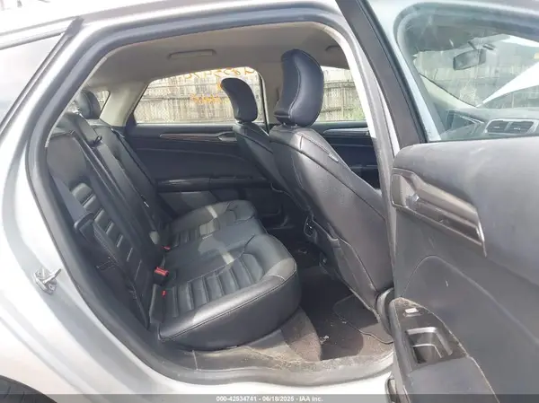 3FA6P0HDXHR341842 2017 FORD FUSION - Image 8