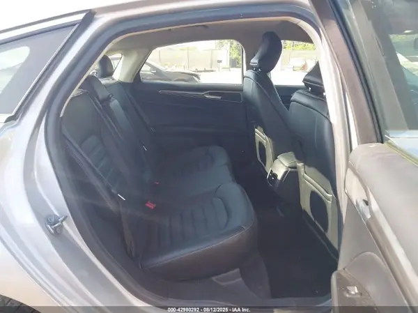 3FA6P0HDXHR365901 2017 FORD FUSION - Image 8
