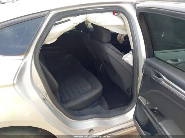 3FA6P0HDXHR367079 2017 FORD FUSION - Image 8