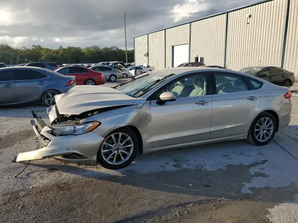 3FA6P0HDXHR377644 2017 FORD FUSION - Image 1