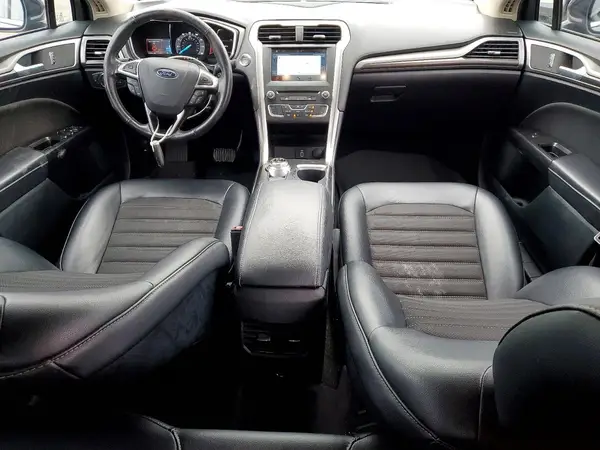 3FA6P0HDXHR397666 2017 FORD FUSION - Image 8