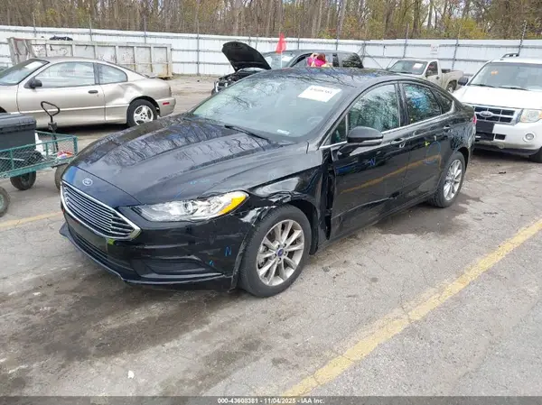 3FA6P0HDXHR415924 2017 FORD FUSION - Image 2