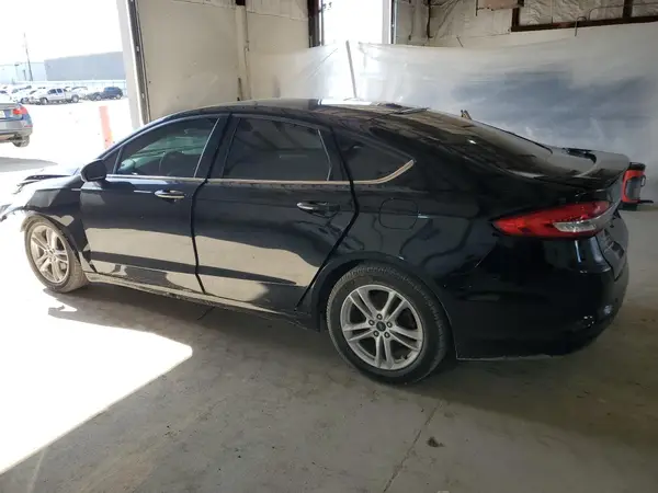 3FA6P0HDXJR130677 2018 FORD FUSION - Image 2