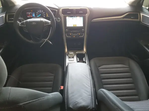3FA6P0HDXJR130677 2018 FORD FUSION - Image 8