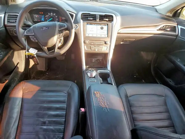 3FA6P0HDXJR145065 2018 FORD FUSION - Image 8