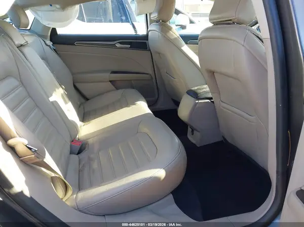 3FA6P0HDXJR152422 2018 FORD FUSION - Image 8